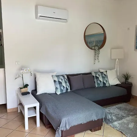 Ma Partilha Our Little One Apartment